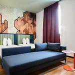 Hostel Cx Crocetta *
